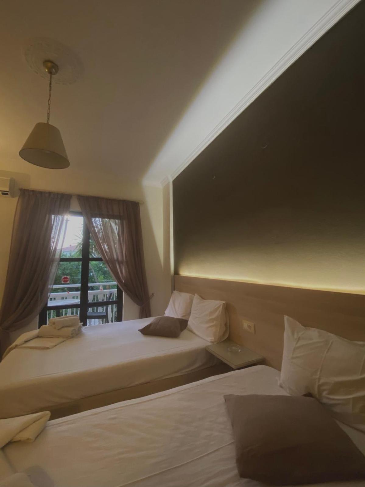 Marinos Aparthotel *
